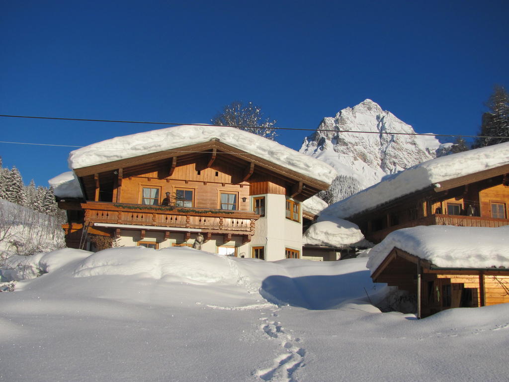 Haus Breithornblick Apartamento Maria Alm am Steinernen Meer Exterior foto
