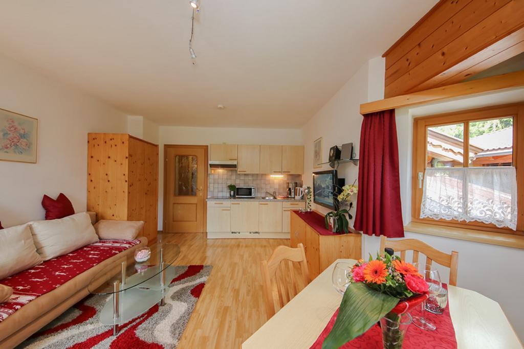Haus Breithornblick Apartamento Maria Alm am Steinernen Meer Exterior foto